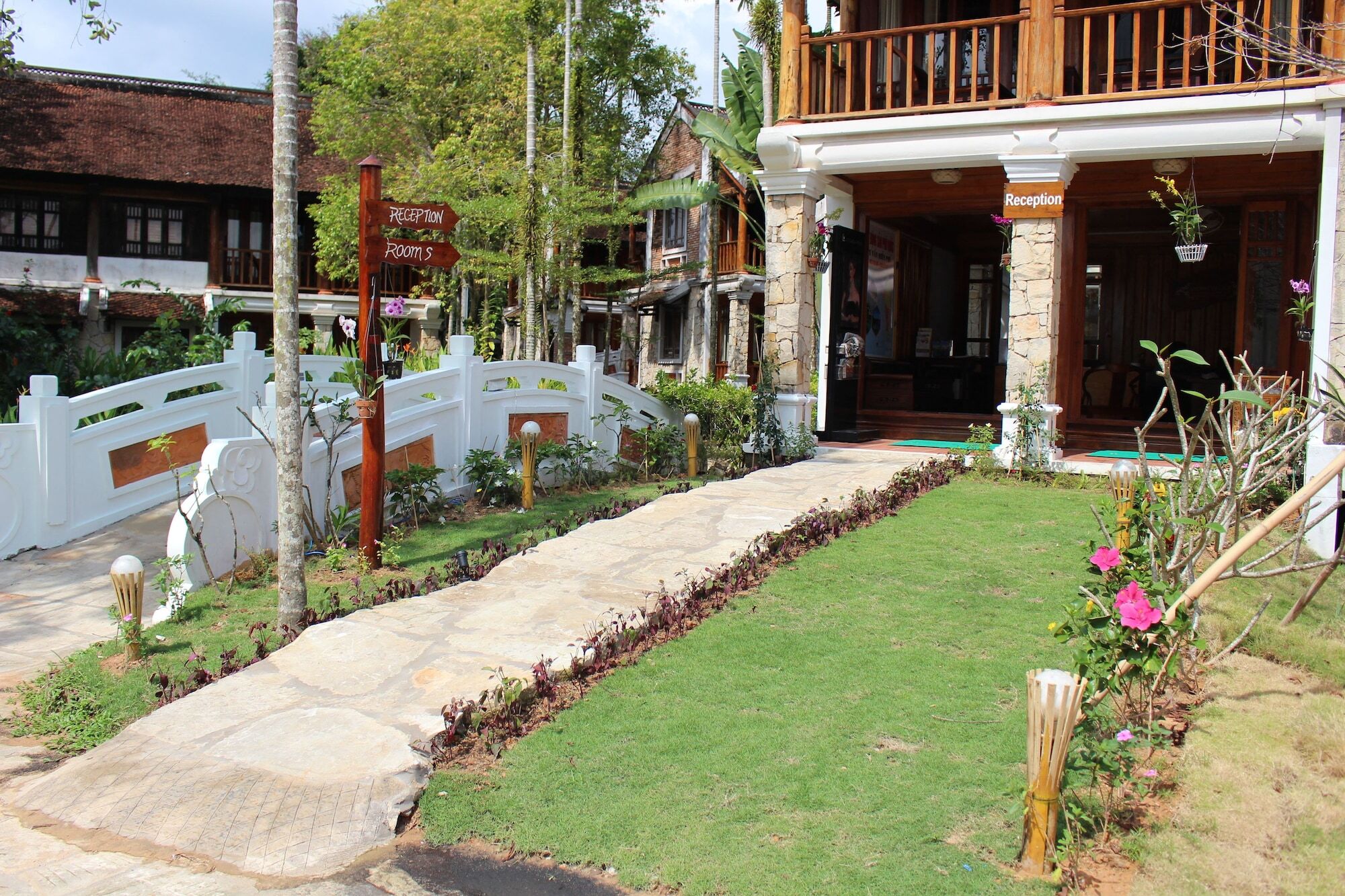 Ancient Village Phu Quoc Resort Exteriör bild